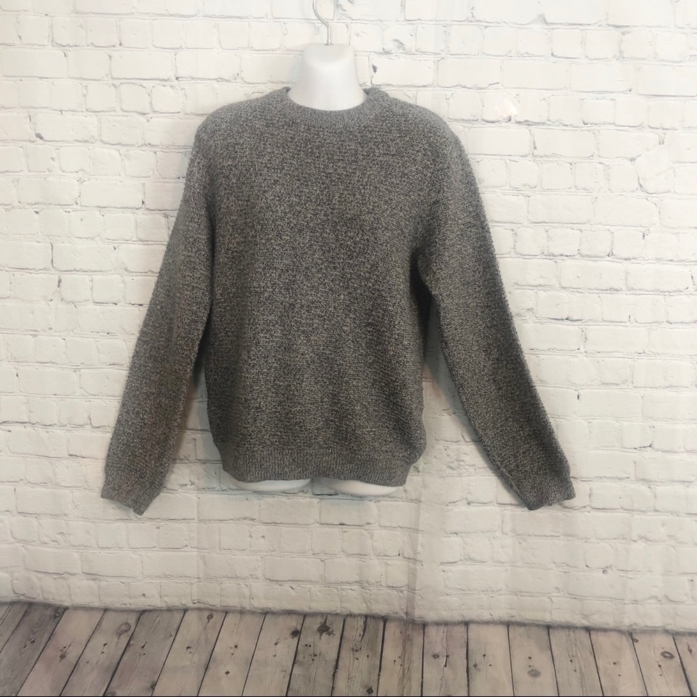 H&M Gray Knitted Long Sleeve Crewneck Size: Small